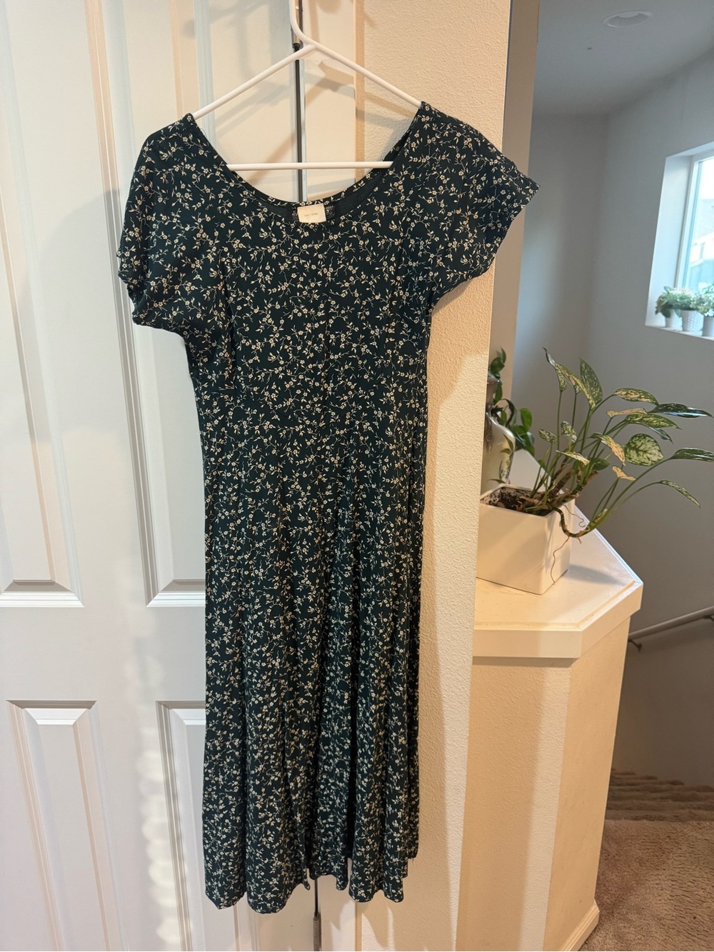 Vintage All That Jazz Women's Forest Green Floral Midi Dress